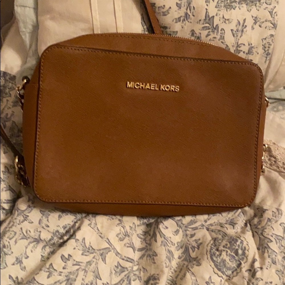 Michael Kors crossbody purse